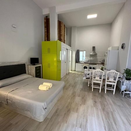 Apartamentos Redondela Madrid Extérieur photo
