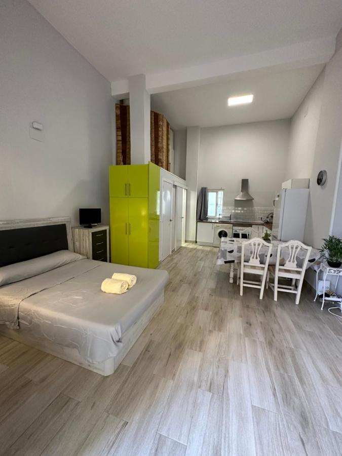 Apartamentos Redondela Madrid Extérieur photo
